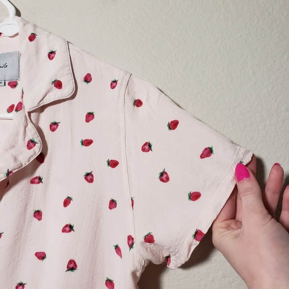 RAILS short sleeve button up crop top in Blush Strawberry size XS - Picture 7 of 11